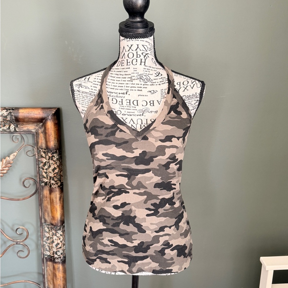 Stylish Camouflage Halter Tank Top